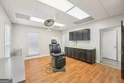 6315 Amherst Court, Peachtree Corners, GA 30092 - Photo 19