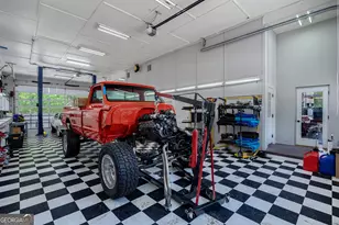 2391 Rabbit Farm Cir, Loganville, GA 30052 - Photo 81