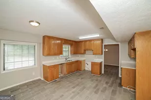 4155 Glad Morning Dr, Atlanta, GA 30349 - Photo 5