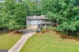 8635 Sapphire Ln, Gainesville, GA 30506 - Photo 3