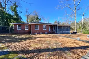 806 Magnolia Dr, Macon, GA 31217 - Photo 1