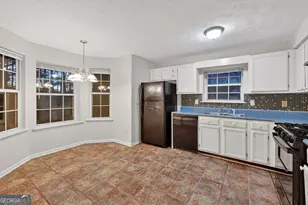 7185 Pinnacle Way, Lithonia, GA 30058 - Photo 9