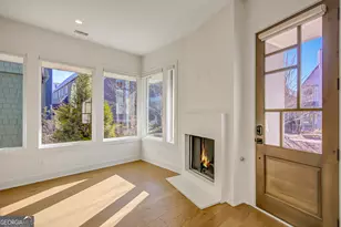 305 Breakspear Ln, Fayetteville, GA 30214 - Photo 9