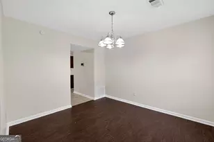 5635 Hunters Crossing Ct, Lithonia, GA 30038 - Photo 13