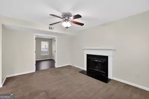 5635 Hunters Crossing Ct, Lithonia, GA 30038 - Photo 7