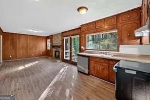 4844 Zinzendorf Dr, Lithonia, GA 30038 - Photo 9