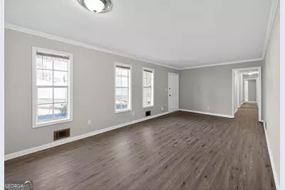 4844 Zinzendorf Drive, Lithonia, GA 30038 - Photo 5