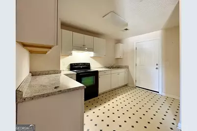 111 Donald Drive, Warner Robins, GA 31093 - Photo 5