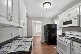 1883 Clarke Ln, Decatur, GA 30035 - Photo 19