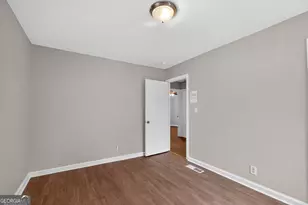 1883 Clarke Ln, Decatur, GA 30035 - Photo 13