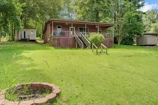 186 Merry Dr NW, Milledgeville, GA 31061 - Photo 1