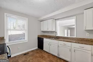 3748 Valpariso Cir, Decatur, GA 30034 - Photo 11