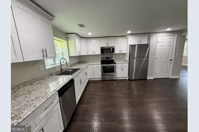 244 Railroad Avenue, Lula, GA 30554 - Photo 5