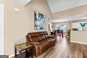 602 W Manor, Peachtree City, GA 30269 - Photo 3