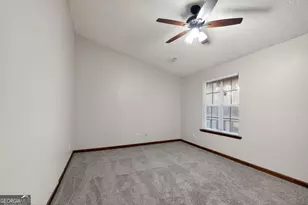 9224 Sunset Dr, Jonesboro, GA 30238 - Photo 15