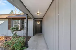 2057 Bixler Cir, Decatur, GA 30032 - Photo 5