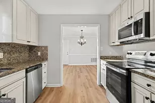 2057 Bixler Cir, Decatur, GA 30032 - Photo 13