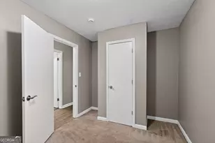 8195 Saxon Ct, Jonesboro, GA 30238 - Photo 21