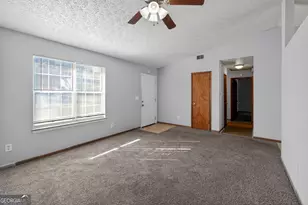 10248 Briarbay Loop, Jonesboro, GA 30238 - Photo 5