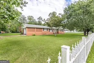 208 S 6th St, Vienna, GA 31092 - Photo 11