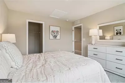 6643 Red Oak Way, Stone Mountain, GA 30087 - Photo 17