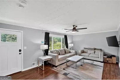 624 Village Lane Drive SW, Marietta, GA 30060 - Photo 7