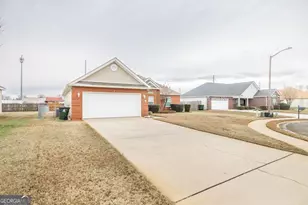 114 Chasen Ct, Byron, GA 31008 - Photo 1