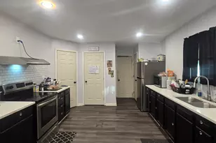 1328 Lorenzo Dr SW, Atlanta, GA 30310 - Photo 3