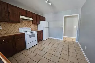 3446 Lee St, East Point, GA 30344 - Photo 9