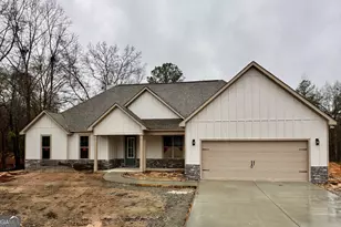 157 Country World Dr, Macon, GA 31211 - Photo 1