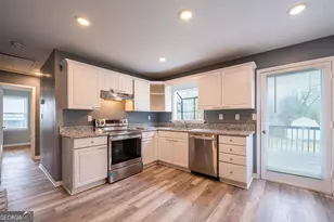 8449 Fairview Dr, Douglasville, GA 30134 - Photo 7