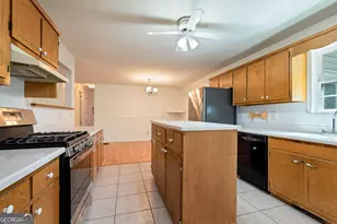 303 Jennys Cove Rd, Cleveland, GA 30528 - Photo 9