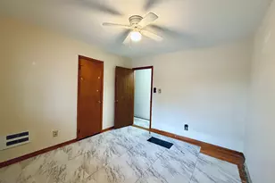 43 Sycamore Dr, Toccoa, GA 30577 - Photo 11