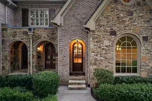 4304 Berkford Cir NE, Atlanta, GA 30319 - Photo 3