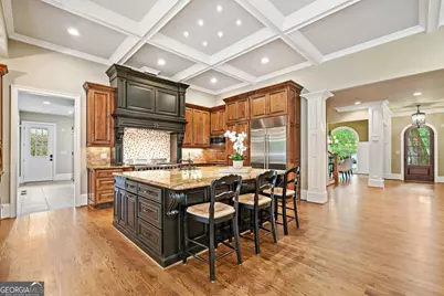 4304 Berkford Circle NE, Atlanta, GA 30319 - Photo 3