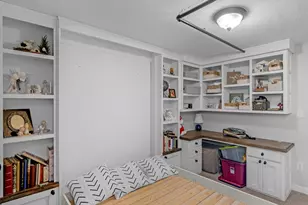 102 N Hill St, Griffin, GA 30223 - Photo 17