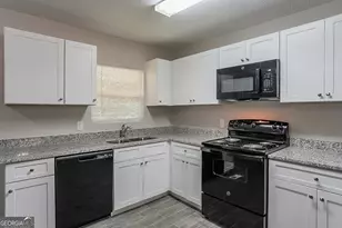 200 Dodd St, Fairburn, GA 30213 - Photo 5