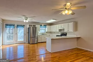 170 White St, Dillard, GA 30537 - Photo 3