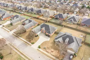 104 Downshire Way, Warner Robins, GA 31088 - Photo 3