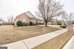 104 Downshire Way, Warner Robins, GA 31088 - Photo 5