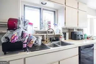 211 Old Club Ct, Macon, GA 31210 - Photo 13