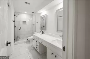 3649 Peachtree Rd NE, Atlanta, GA 30319 - Photo 21