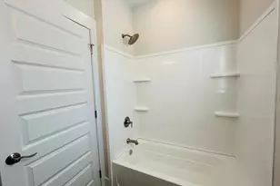 103 Gardenia Ln, Lagrange, GA 30240 - Photo 17