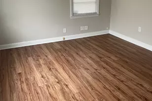 401 W Parrish St, Statesboro, GA 30458 - Photo 15