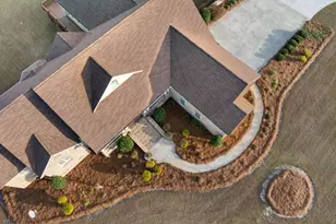 42 Claxton Rd, Hazlehurst, GA 31539 - Photo 9