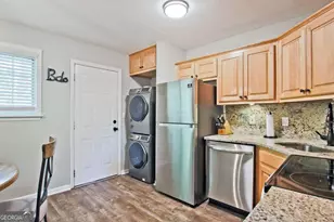 315 Hilderbrand Dr, Atlanta, GA 30328 - Photo 3