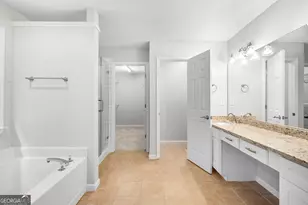 2371 Traywick, Alpharetta, GA 30004 - Photo 9