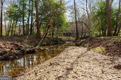 24307 Plantation Drive NE, Atlanta, GA 30324 - Photo 35