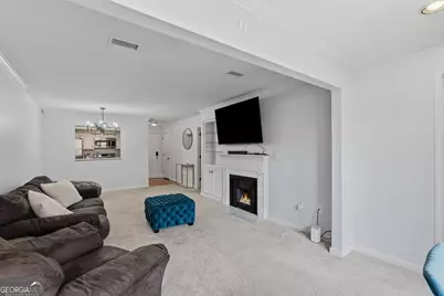 24307 Plantation Drive NE, Atlanta, GA 30324 - Photo 21