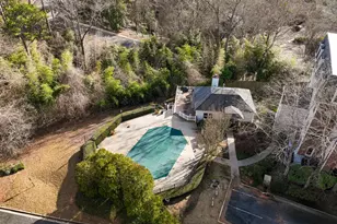 24307 Plantation Dr NE, Atlanta, GA 30324 - Photo 3